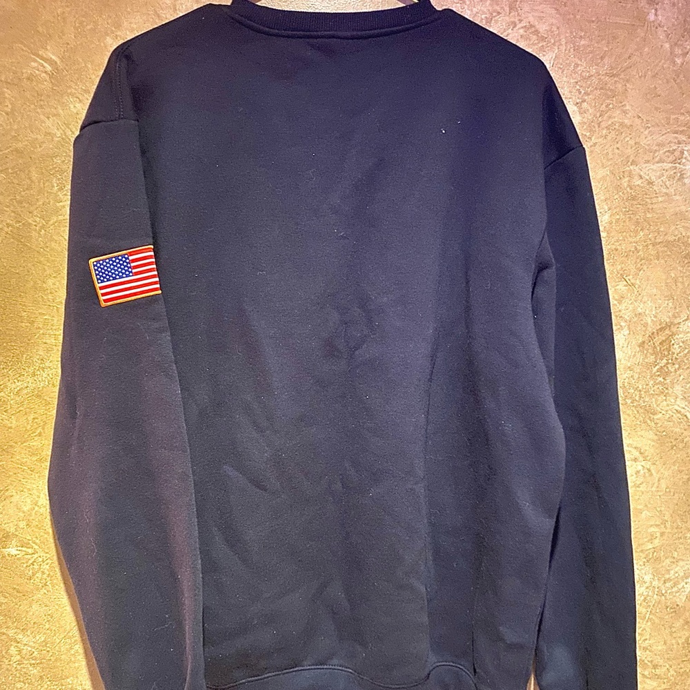Sweatshirt - Picture 3 of 5